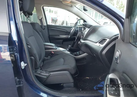 2017 Dodge Journey Sxt z USA, uszkodzony, nr VIN 3C4PDCBG1HT504134